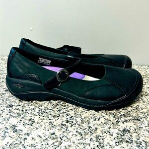 KEEN Women's Presidio Mary Jane, Black Size 10-10/5
